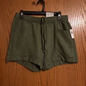 Old Navy olive green army green women's small Linen shorts NWT NEW
